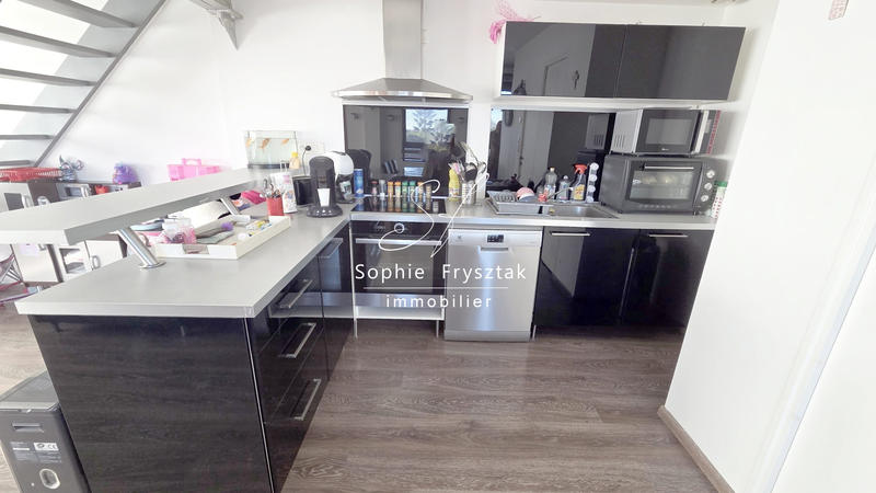 Duplex - 107 m² - 4 pièces