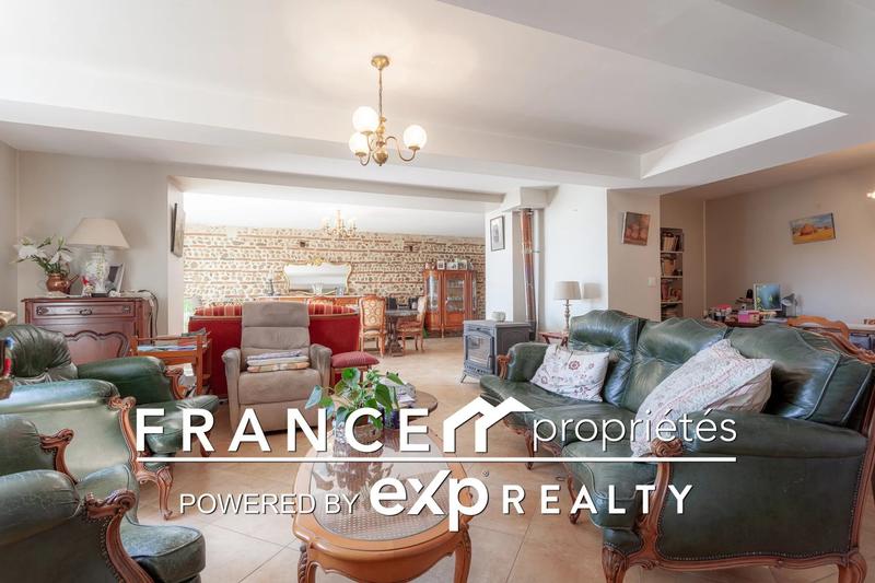 Maison - 192 m² - 4 pièces