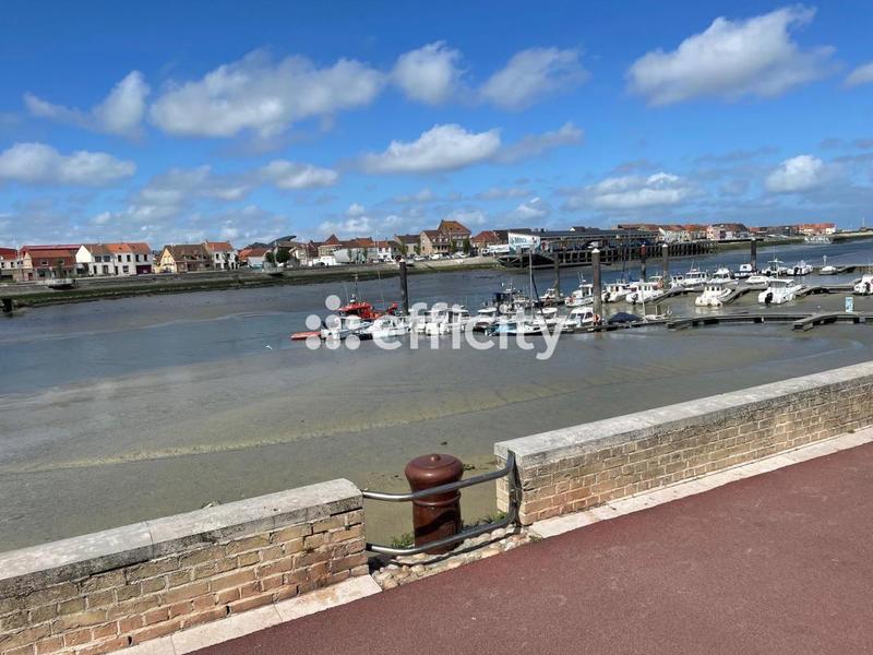 Immeuble - 130 m² - 7 pièces