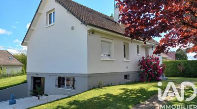 Maison - 140 m² - 6 pièces