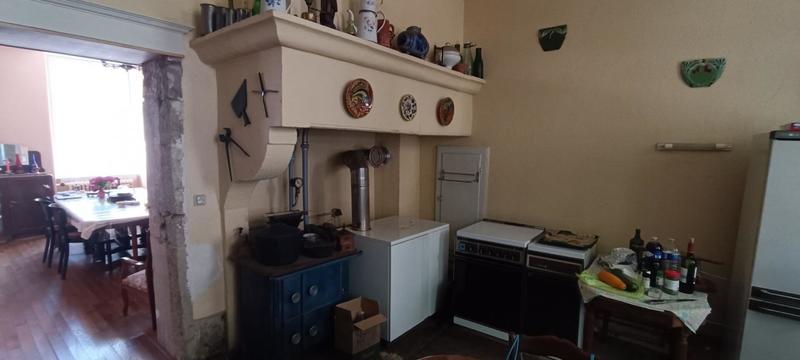 Maison - 232 m² - 8 pièces