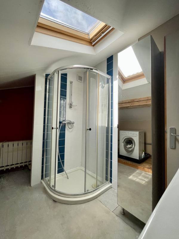 Maison traditionnelle - 84 m² - 4 pièces