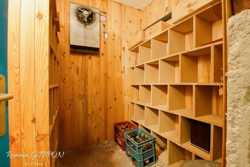 Maison - 286 m² - 11 pièces