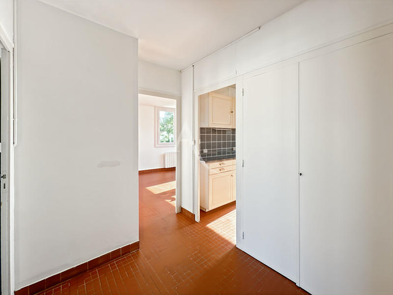 Appartement - 65 m² - 4 pièces