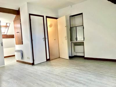 Studio - 19 m² - 1 pièce