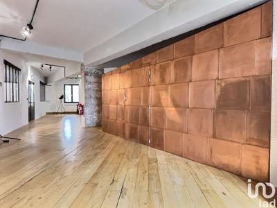 Local commercial - 217 m²