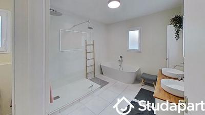 Chambre - 118 m² - 1 pièce