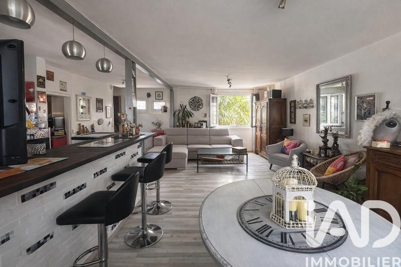 Maison - 95 m² - 5 pièces