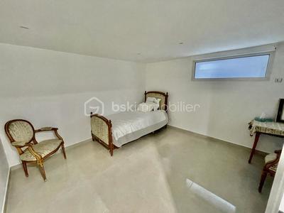 Appartement - 94 m² - 4 pièces