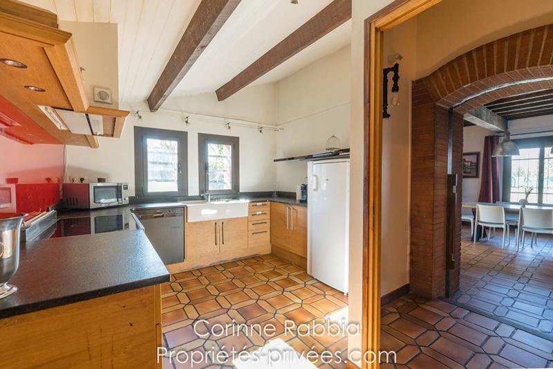 Maison - 180 m² - 6 pièces