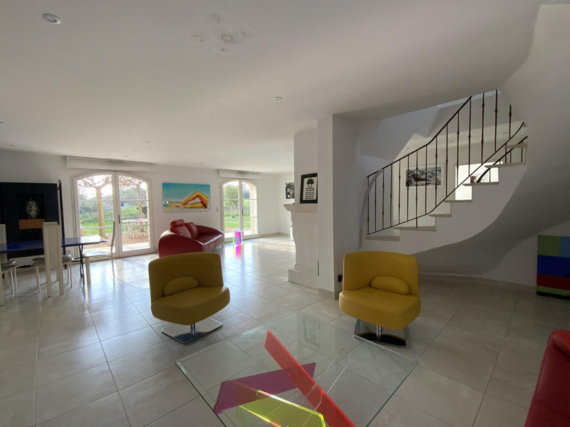 Maison - 183 m² - 6 pièces