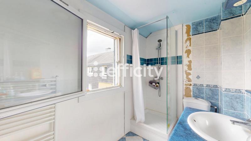 Maison - 110 m² - 6 pièces