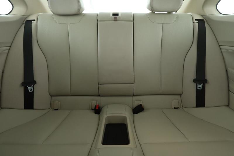 Bmw Serie 2 Coupé 220d Luxury Bva8 190 ch