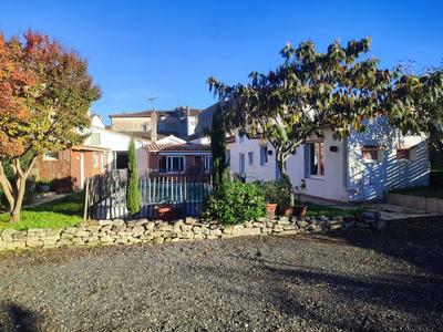 Maison ancienne - 152 m² - 8 pièces