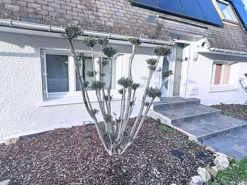 Villa - 220 m² - 10 pièces