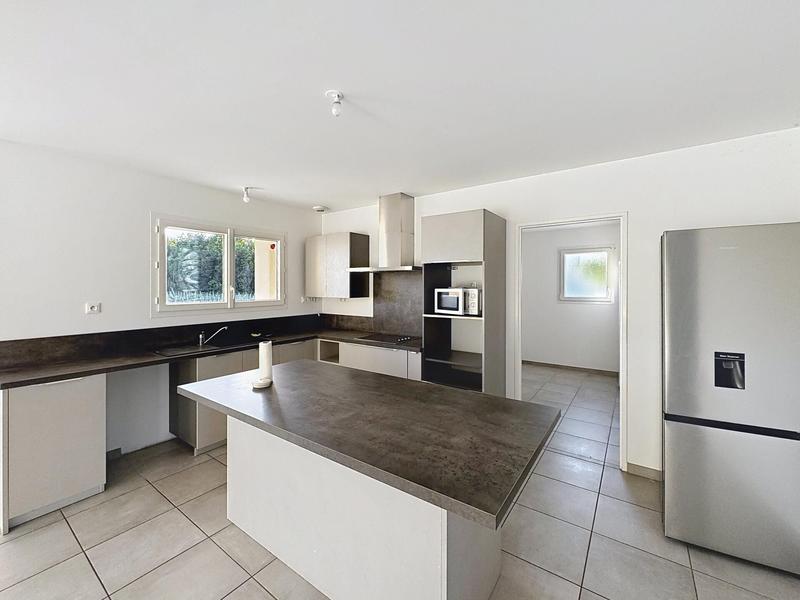 Maison - 100 m² - 4 pièces