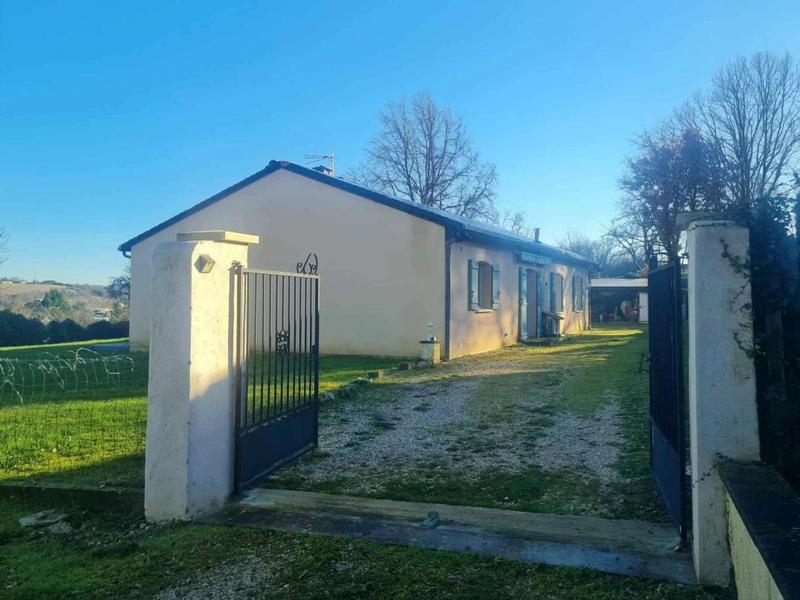 Maison - 120 m² - 5 pièces