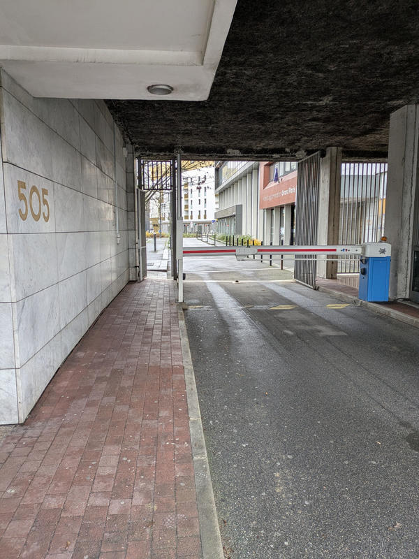 Bureau - 223 m² - 7 pièces