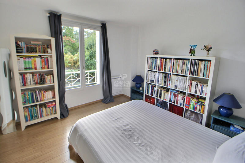 Villa - 180 m² - 7 pièces