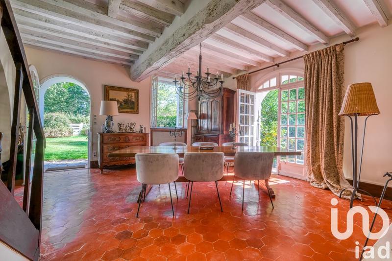 Maison - 315 m² - 11 pièces