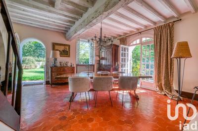 Maison - 315 m² - 11 pièces