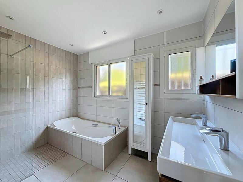 Maison - 125 m² - 4 pièces