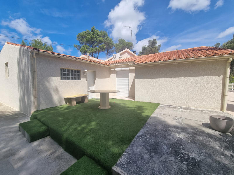 Maison - 140 m² - 5 pièces