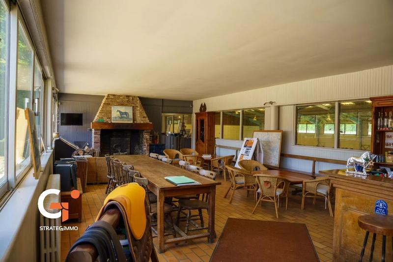 Maison de domaine équestre