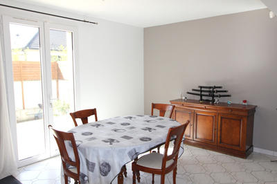 Maison - 122 m² - 6 pièces