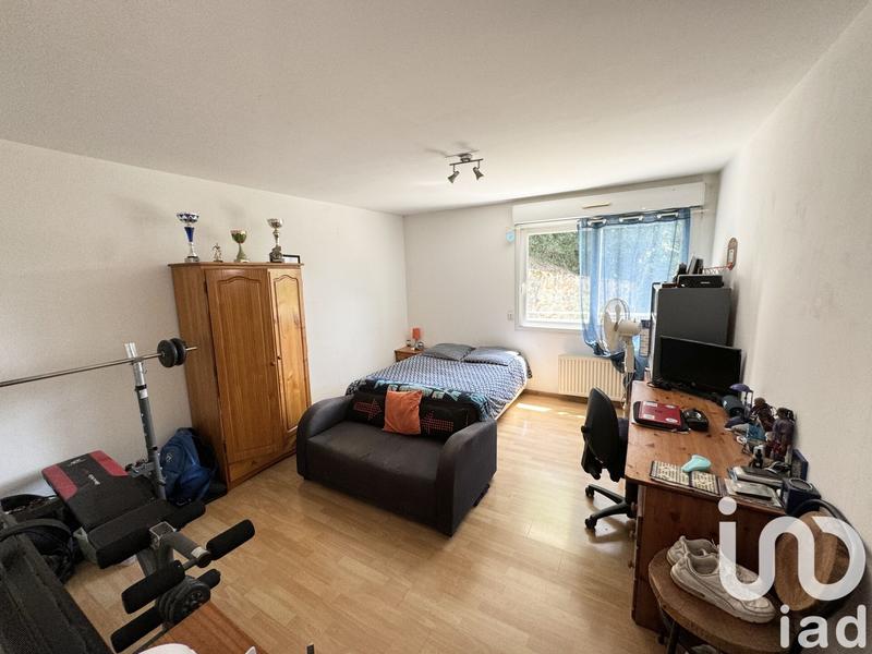 Maison - 182 m² - 7 pièces