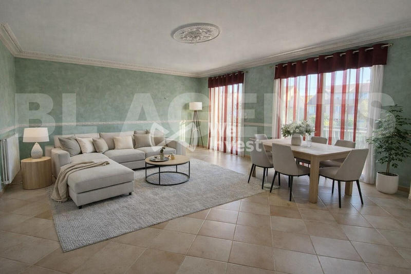 Maison - 123 m² - 7 pièces