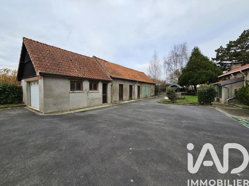 Maison - 320 m² - 15 pièces