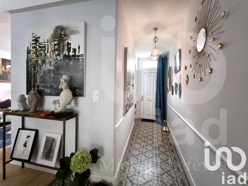 Maison de ville - 200 m² - 10 pièces