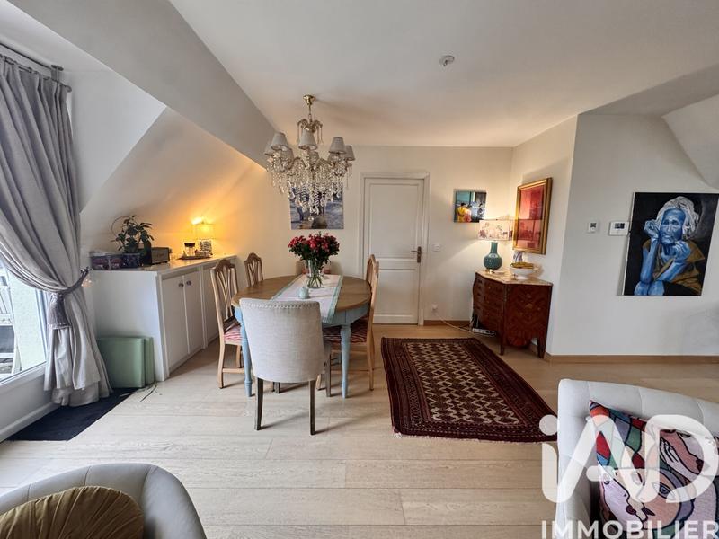 Appartement - 101 m² - 5 pièces