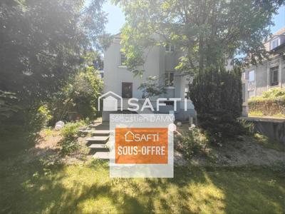 Maison - 192 m² - 8 pièces