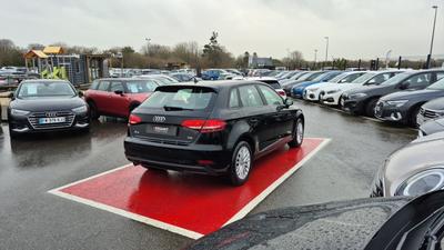 Audi A3 sportback Business 1.6 Tdi 116 s tronic 7 Line