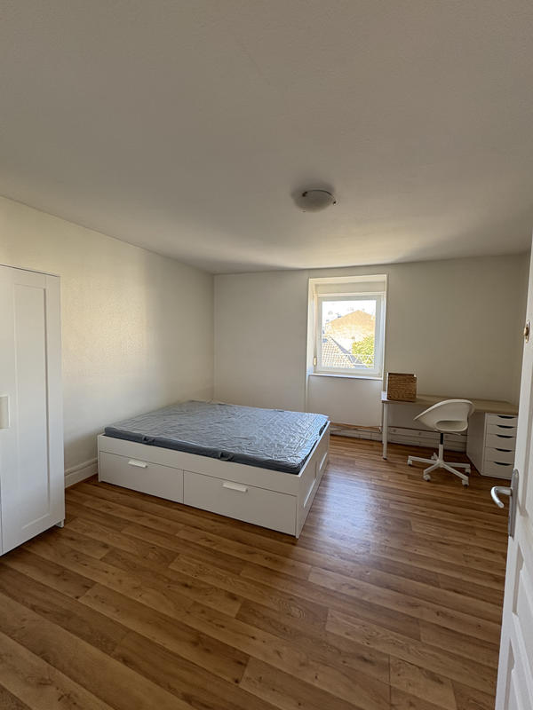 Appartement - 98 m² - 4 pièces