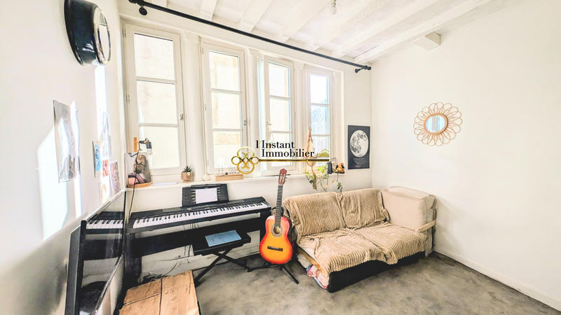 Immeuble - 133 m² - 7 pièces