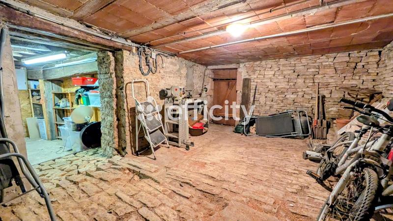 Maison - 80 m² - 5 pièces