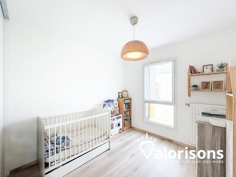 Appartement - 80 m² - 4 pièces