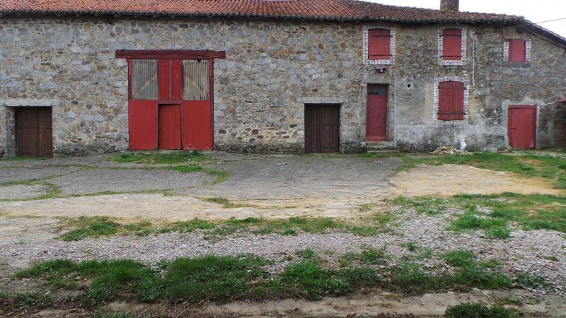 Maison - 1 400 m² - 10 pièces