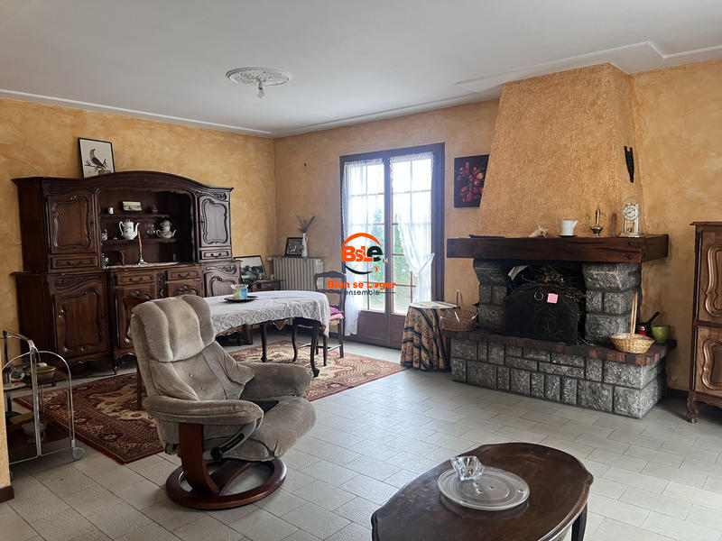 Maison traditionnelle - 144 m² - 6 pièces