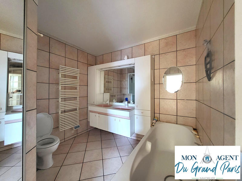 Maison - 122 m² - 6 pièces