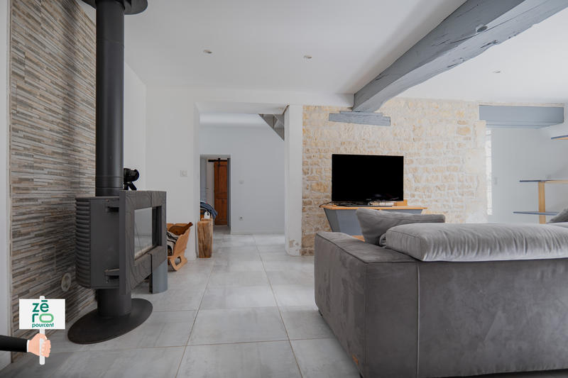 Maison - 218 m² - 6 pièces