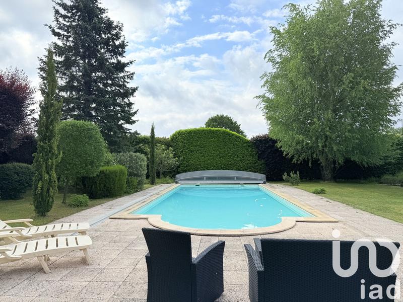 Maison - 206 m² - 7 pièces