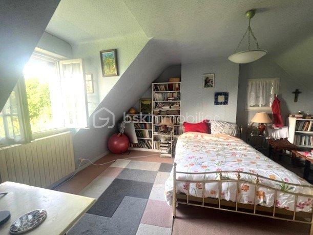 Maison - 106 m² - 5 pièces