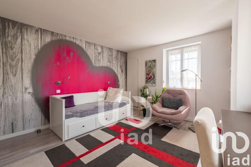 Maison - 216 m² - 8 pièces