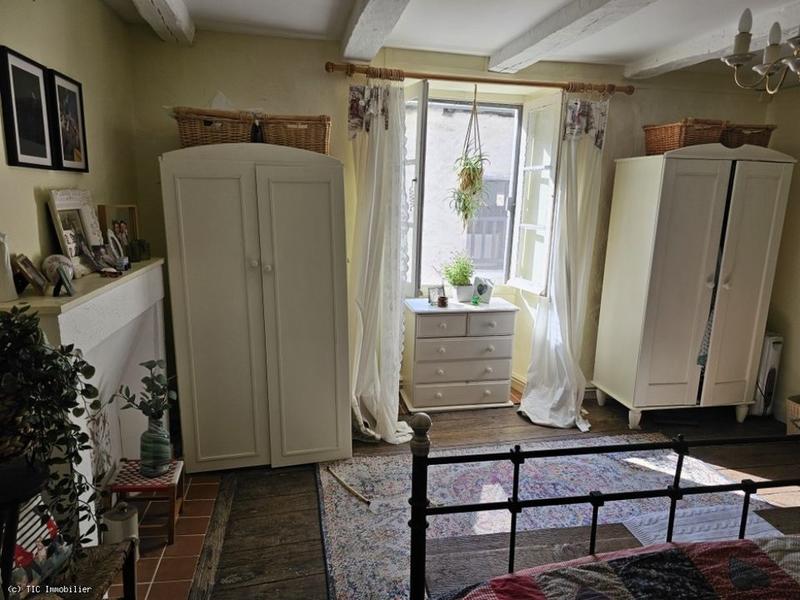 Maison en pierre - 108 m² - 4 pièces