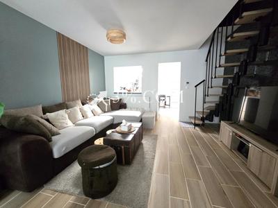 Maison - 130 m² - 4 pièces