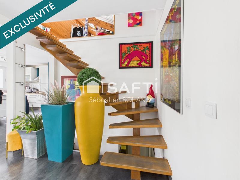 Maison - 208 m² - 7 pièces